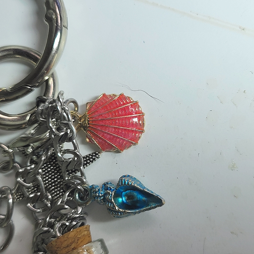 ☀️TOTALLY BEACHY 🏖 keychain Handmade With Fun Summer Charms LOOK 👀FOB - Picture 10 of 12